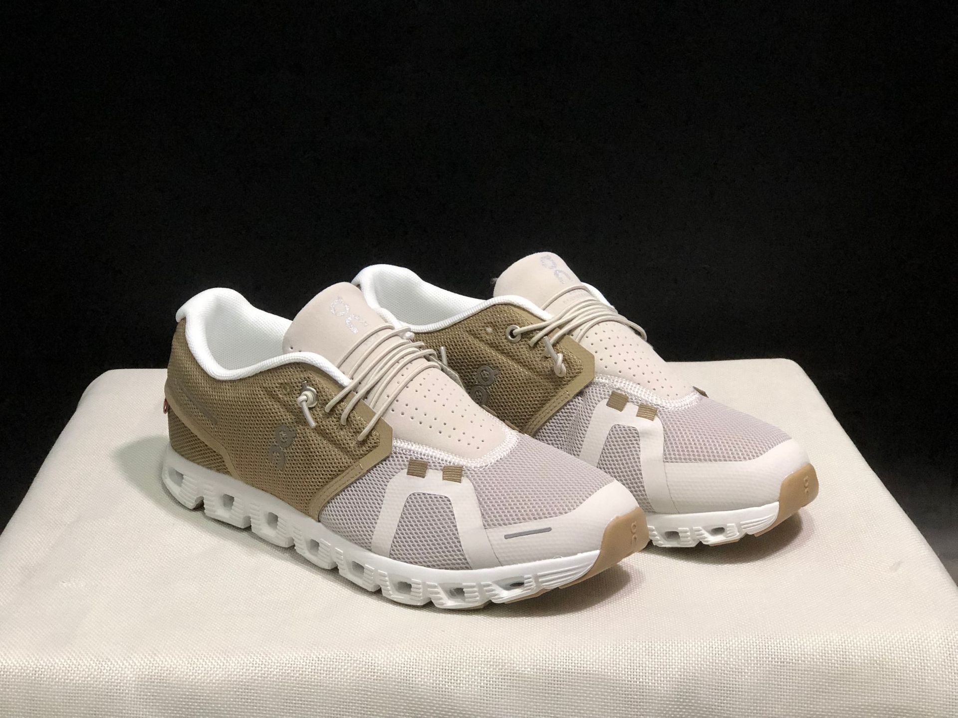 초원 노란색