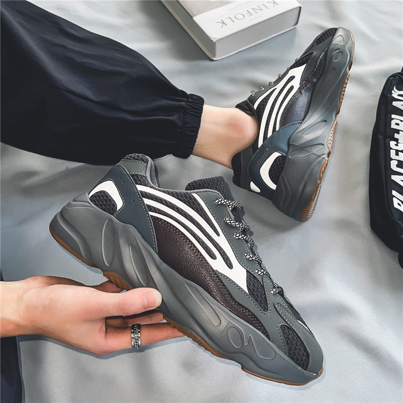 Shoes Male Korean Version Youth Trendy Shoes Coconut Daddy Reflective Running Sneakers Men S_voghion.com