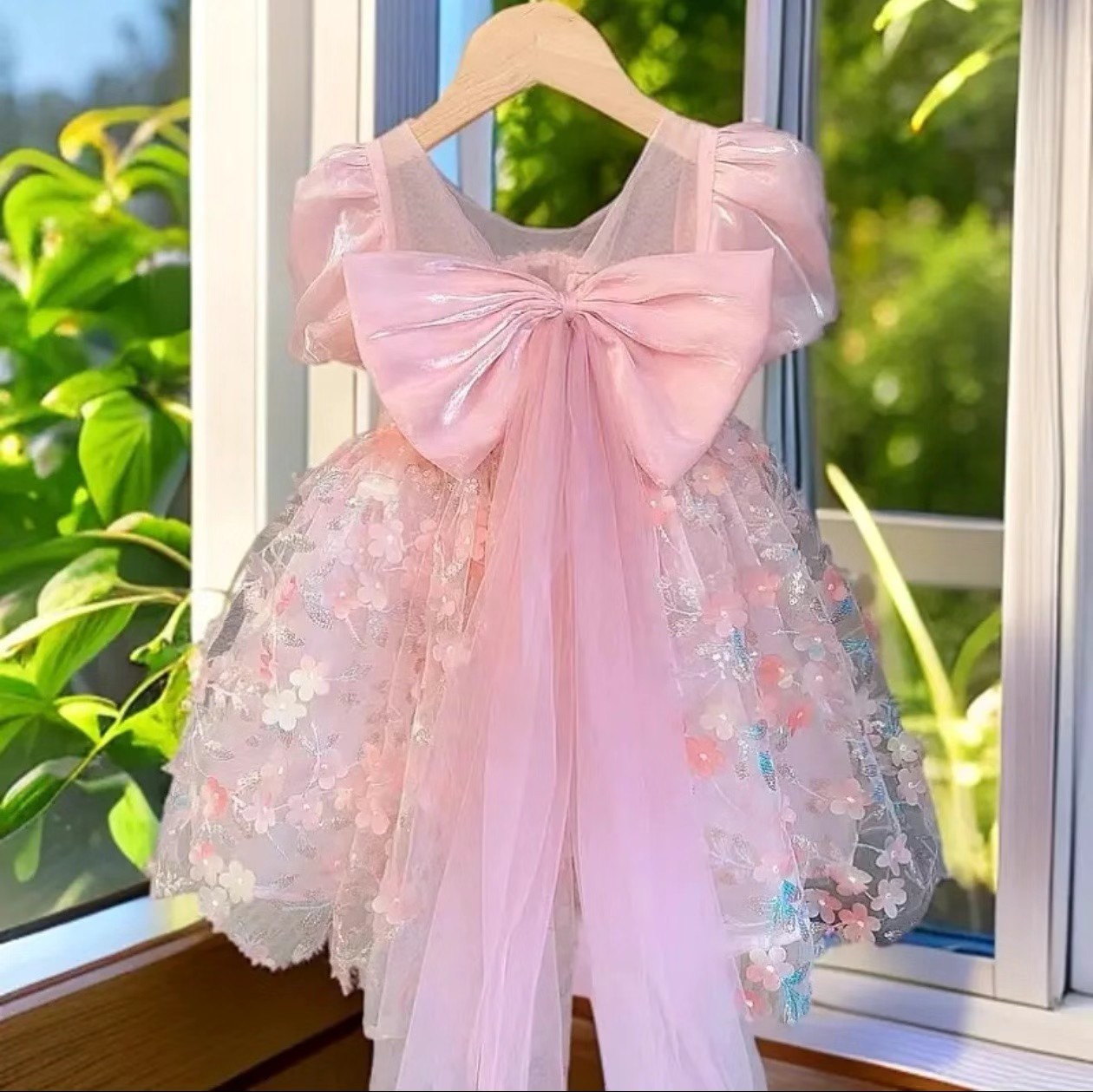 Girls' Summer dress 2025 New Children's Stylize Floral Bubble Sleeve Baby's Mesh Princess Dress Performance Clothes
