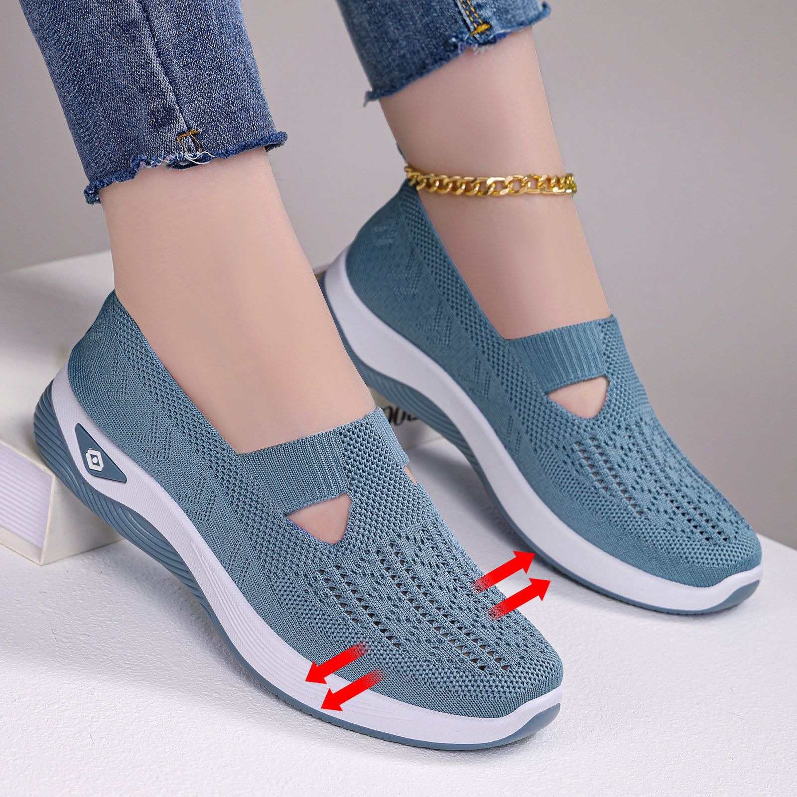 Zapatos Zapatos de mujer Nuevos zapatos casuales Zapatos de moda para mujer Zapatos de tela transpirables de Beijing antiguo Fabricante transfronterizo Dropshipping Zapatos de mamá