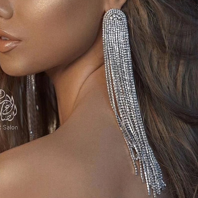 34g Weight Artificial Gemstones Inlay Material Earrings Classification Housewarming, Anniversary, Business, Wedding, Travel, Birthday, Festival Occasion Alloy Material Tassel Pattern Women'S Gender Diamond Design Fashion Style Silver Color Fashion Tassel Diamond Alloy Artificial Gemstones Earrings 9