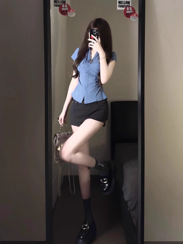 美式学院风蓝色短袖正肩衬衫女夏季2025新款辣妹修身掐腰短款上衣|undefined