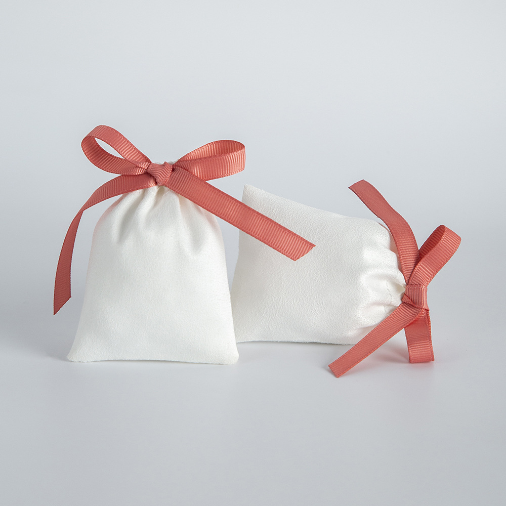 9g Weight Jewelry Packaging Bags Classification 1 Piece Quantity Daily Occasion Flannel Material Bow Knot Pattern Simple Style Style 1 Piece Flannel Simple Style Daily Bow Knot Jewelry Packaging Bags 3