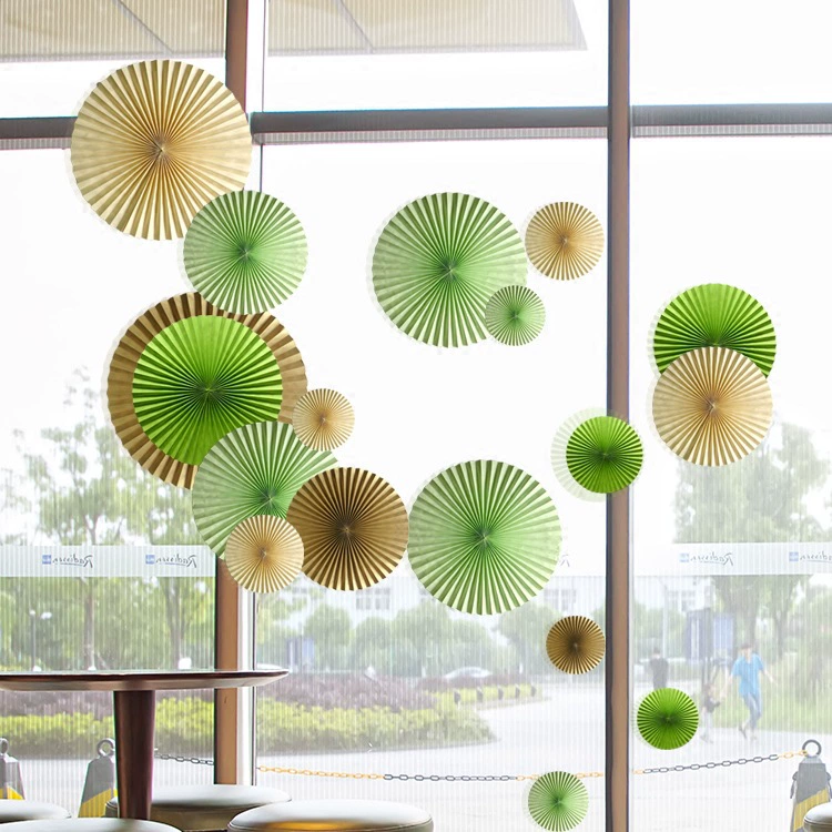Весна и лето Освежающая атмосфера макет торговый центр витрина выставочный зал детский сад фон потолок украшения бумага вентилятор гирлянда