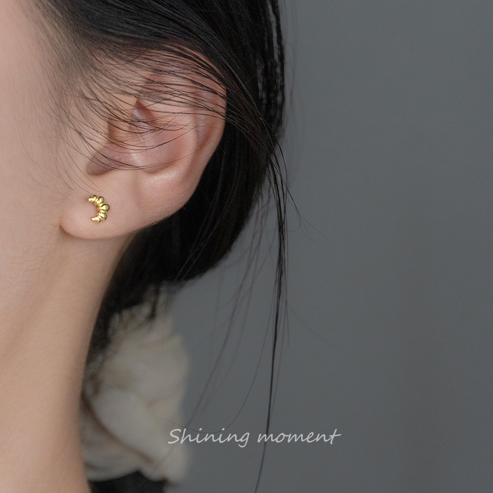 1g Weight 1 Pair 925 Sterling Silver Geometric Ear Studs