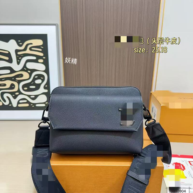 Direct Supply Cross-Border m Lv Men's and Women's Bags, Genuine Leather Messenger Bags, Chain Bags, Box Bags, Black Warrior Pillow Bags, Briefcases Direct Supply Cross-Border m Lv Men's and Women's Bags, Genuine Leather Messenger Bags, Chain Bags, Box Bags, Black Warrior Pillow Bags, Briefcases