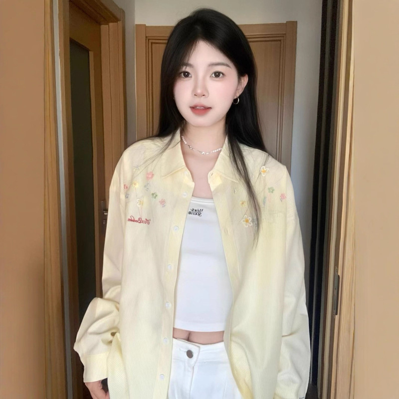 2025 New Summer Style Elegant Cuff Twist Design Gradient Beaded Stripesd Shirt Sun Protection Embroidered Cardigan Trend