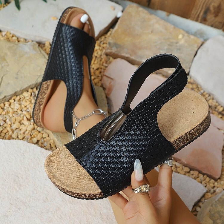 European and American style open-toe sandals for women, 2026 summer new model, large size, chunky heel, cork thick sole, fashionable sandals wholesale