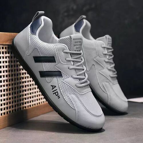 Wholesale Men's Spring Mesh Breathable Sports Casual Bean Shoes for Youth Soft Sole Trendy Lightweight Matchable Platform Shoes