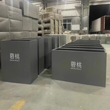 �Fˇ�M�ϻ����̨���Ä���W�t�k���Ҹ������ڻ��۹��I�L���⻨��