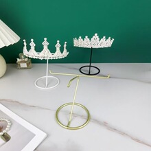 �Fˇ�ʹ�չʾ������[���l���^����R��м�Ӱ�ǳ����ռ{