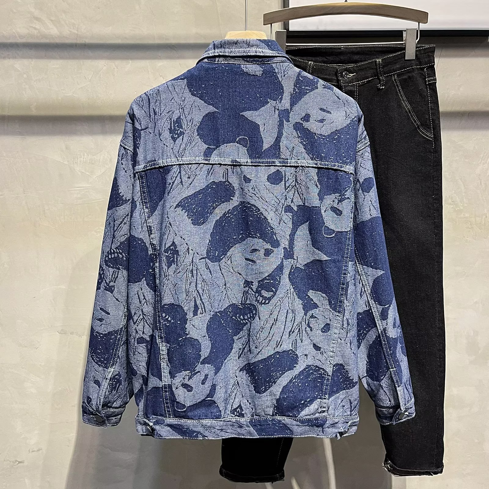 Herreklær high street retro vasket denimjakke herre vår- og høstjakke nisje eksklusiv jakke batikfarget denimjakke jakke_voghion.com