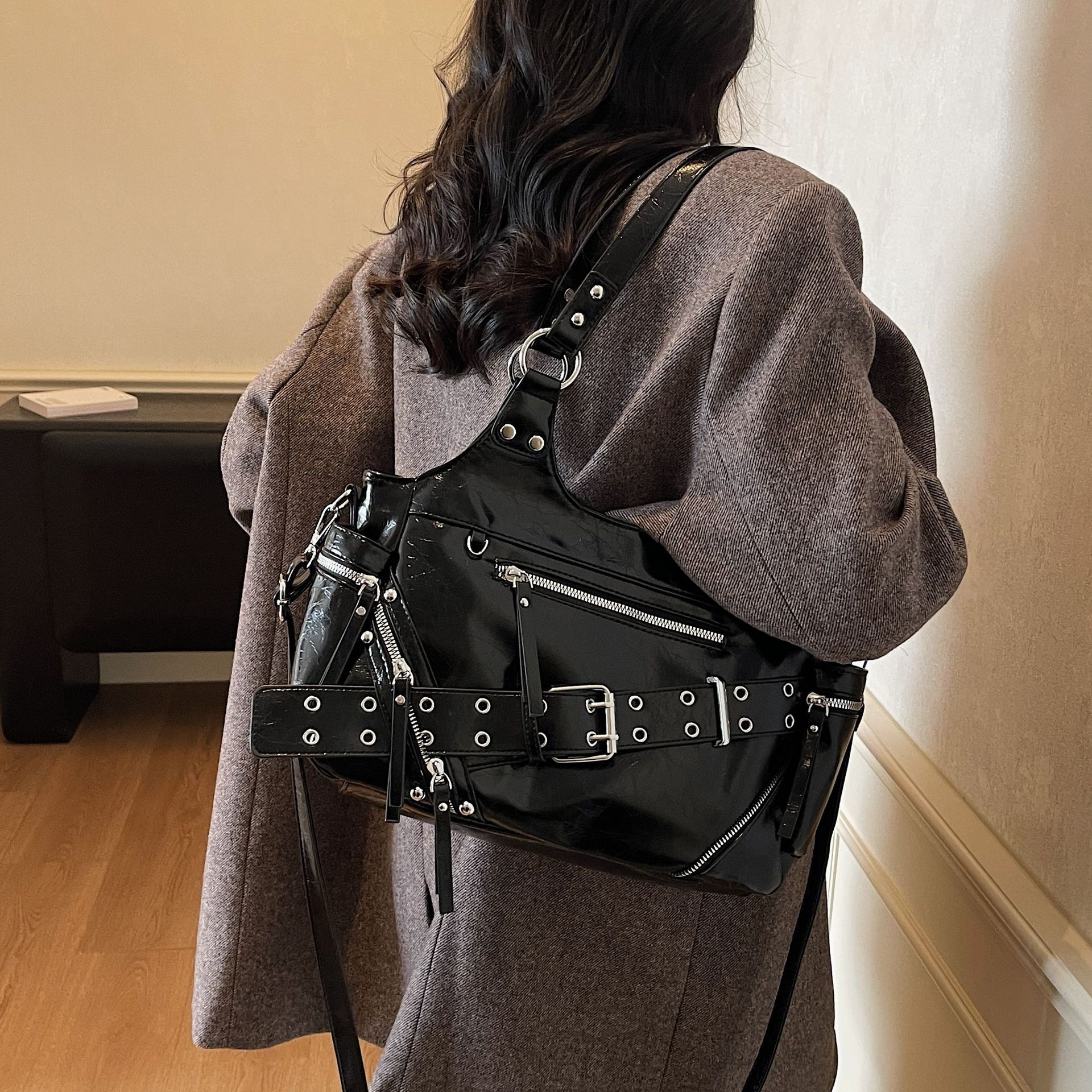 Sweet & Cool Spicy Girl Style Underarm Bag For Women 2025 New Motorbike Style Dumpling Bag Autumn Winter Retro Shoulder Crossbody Bag - Thumbnail 3
