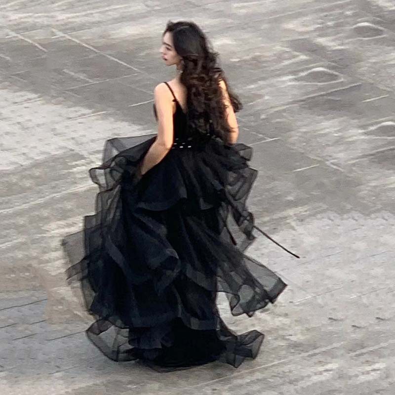 Vestido negro 2026, nuevo estilo de verano, vestido de graduación con tirantes, vestido de noche elegante francés para banquete image 6