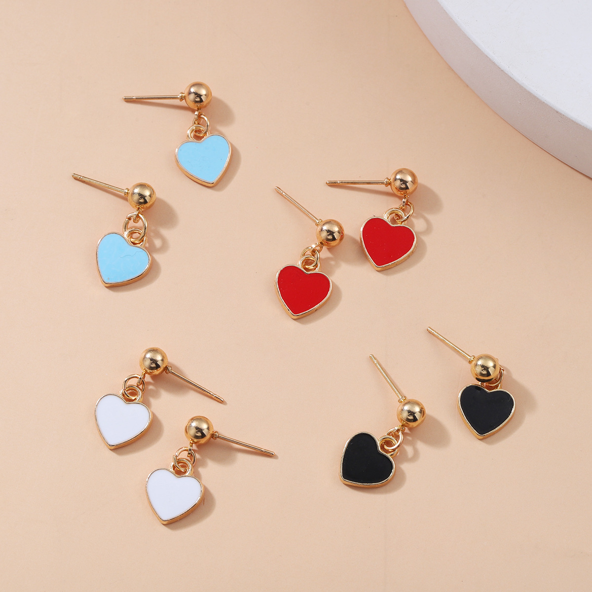 Heart Stoving Varnish Alloy No Inlaid Earrings display picture 2