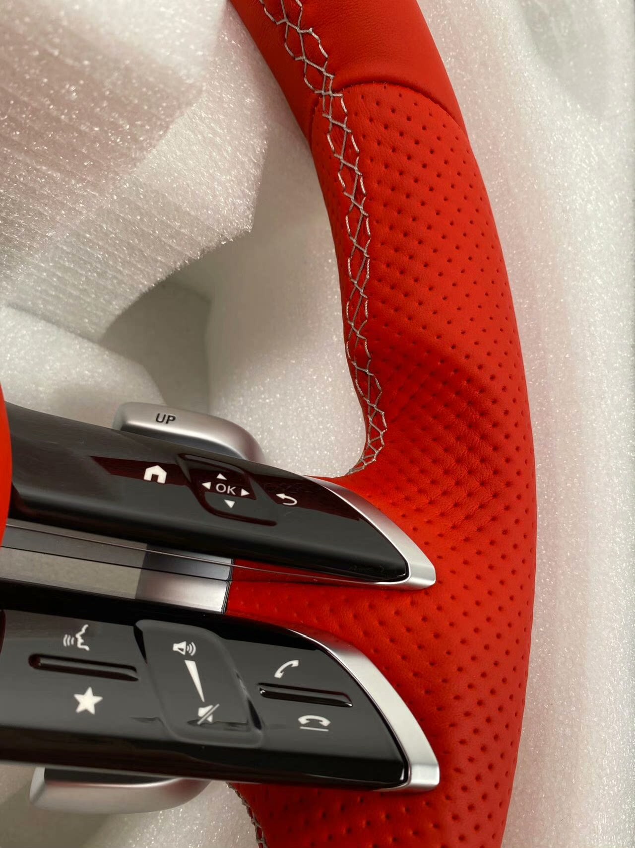 Mercedes-Benz AMG steering wheel assembly, Dragonfly flat-bottom design, red genuine leather, with full paddle shifter functionality