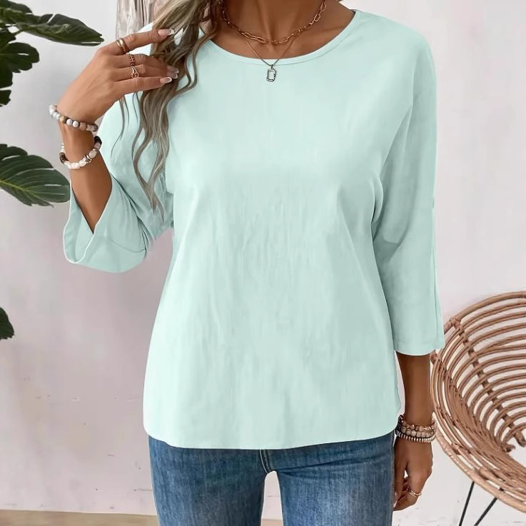 solid color design elegant shirt with a round collar for leisure