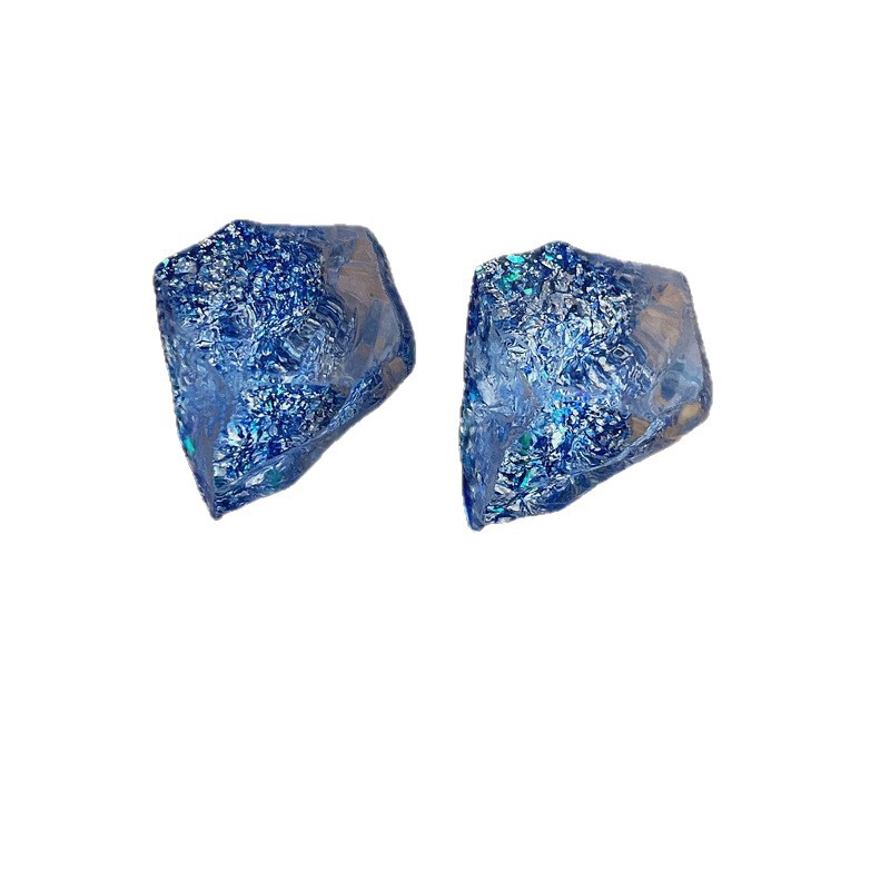 Pendientes de resina irregular de aguja de plata Pendientes de diseño de nicho de personalidad Pendientes de sentido avanzado de temperamento simple de moda Mujeres