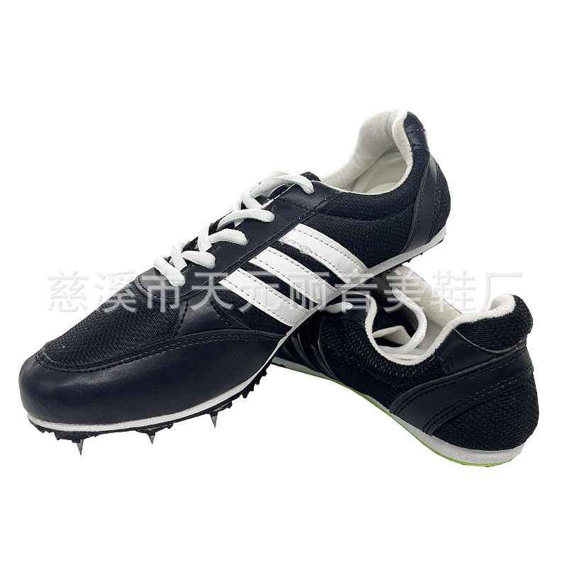 Hitam / 34