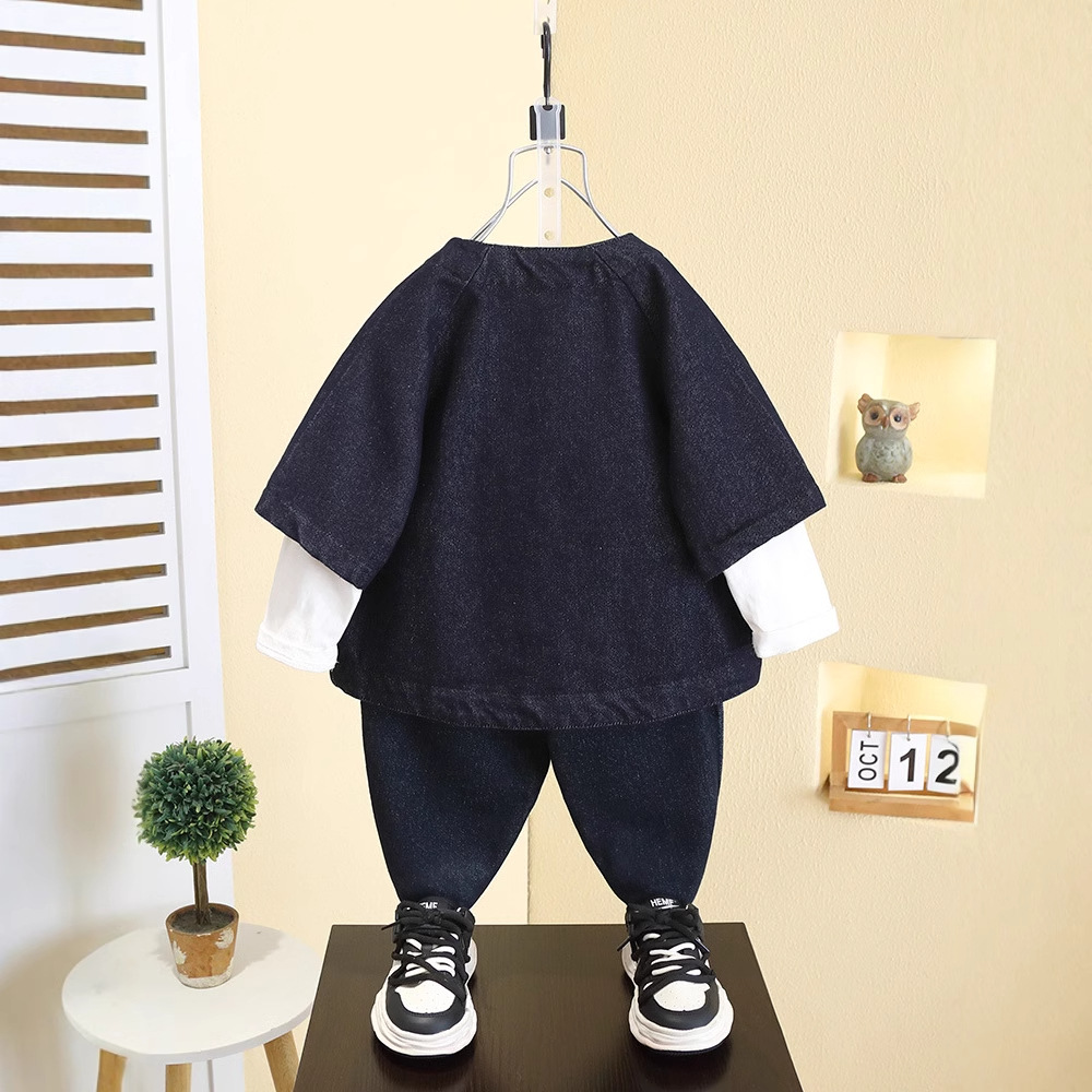 7529 Chaleco de media manga de mezclilla para niños 2025 primavera nuevo estilo rufián guapo estilo coreano primavera y otoño chaqueta para niños marea
