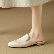 新中式国风刺绣包头拖大码平底穆勒鞋2024夏季新款方头外穿凉拖鞋