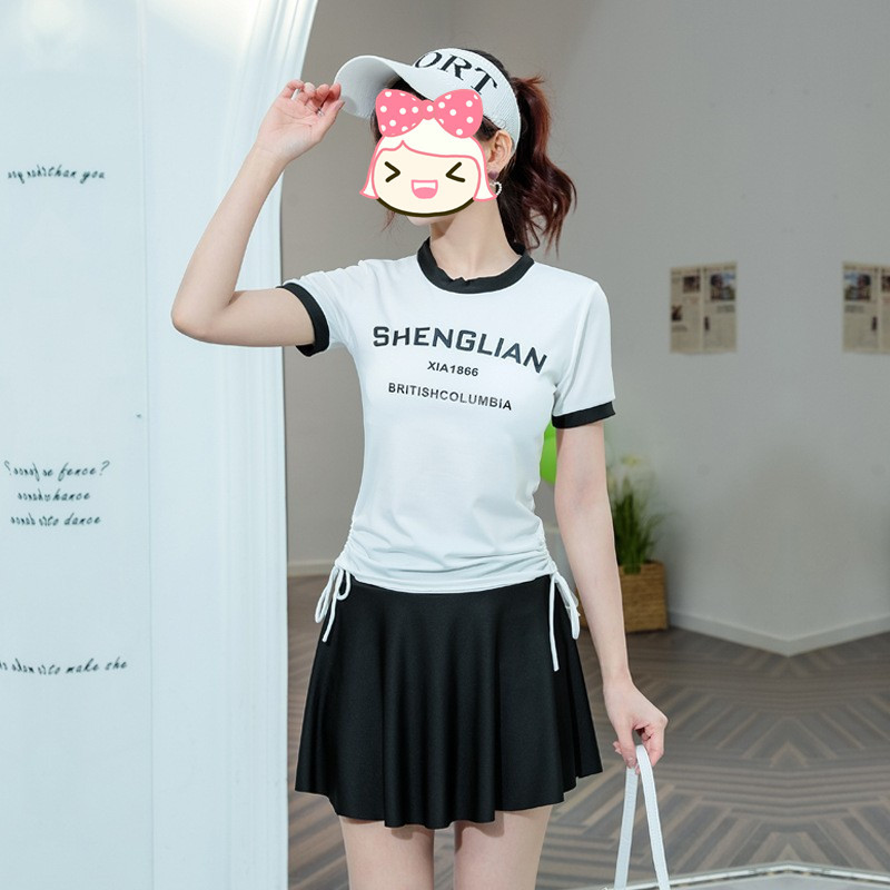 Two-Piece Swimsuit for Women, Summer Conservative Style, Tummy-Concealing, Slimming, 2026 New Popular Model, Sports Boxer Briefs, Surfing and Hot Spring Swimwear