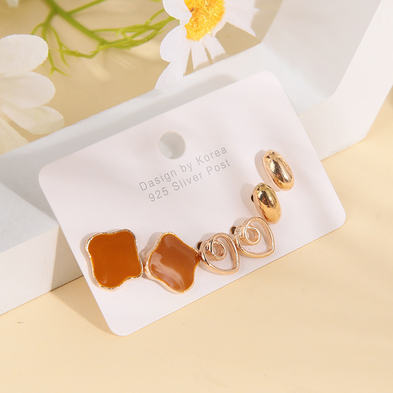 1 Set INS Style Fashion Heart Shape Alloy Plating Womenu0027S Ear Studs