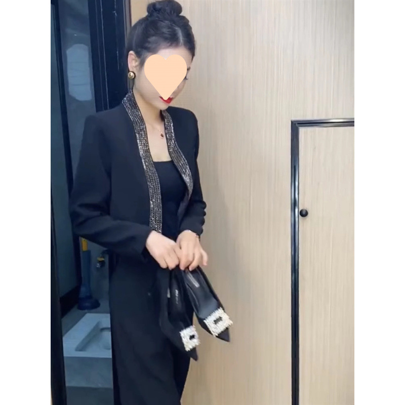 2025年春季网红新款时尚套装女法式轻奢重工烫钻西服+显瘦阔腿裤|undefined