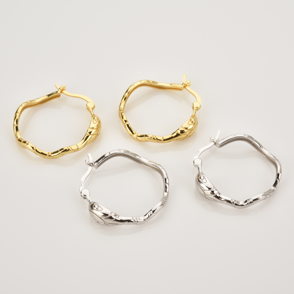 Title 2, Orecchini a cerchio grandi in argento sterling ...