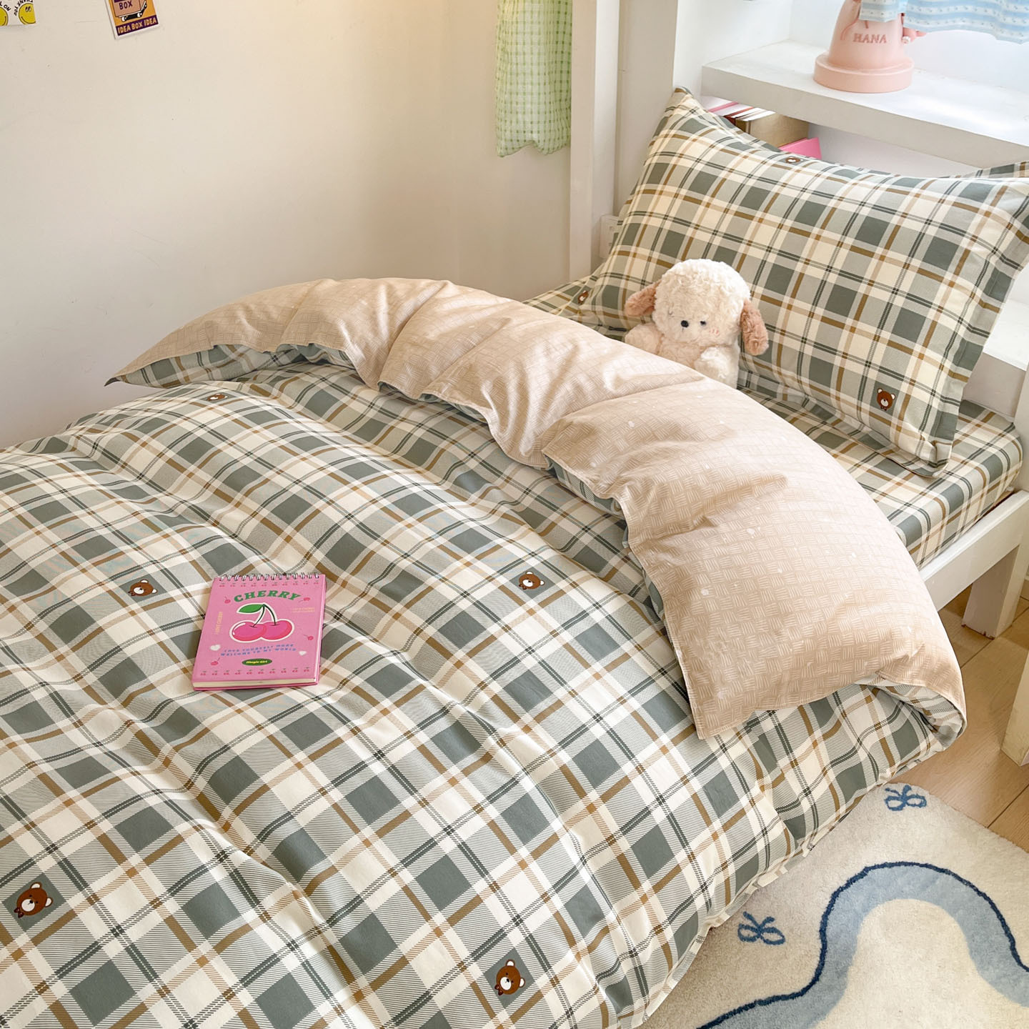 Juego de cama de dormitorio de estudiantes de tres piezas de algodón de algodón, funda de edredón, edredón, edredón, juego completo de núcleo