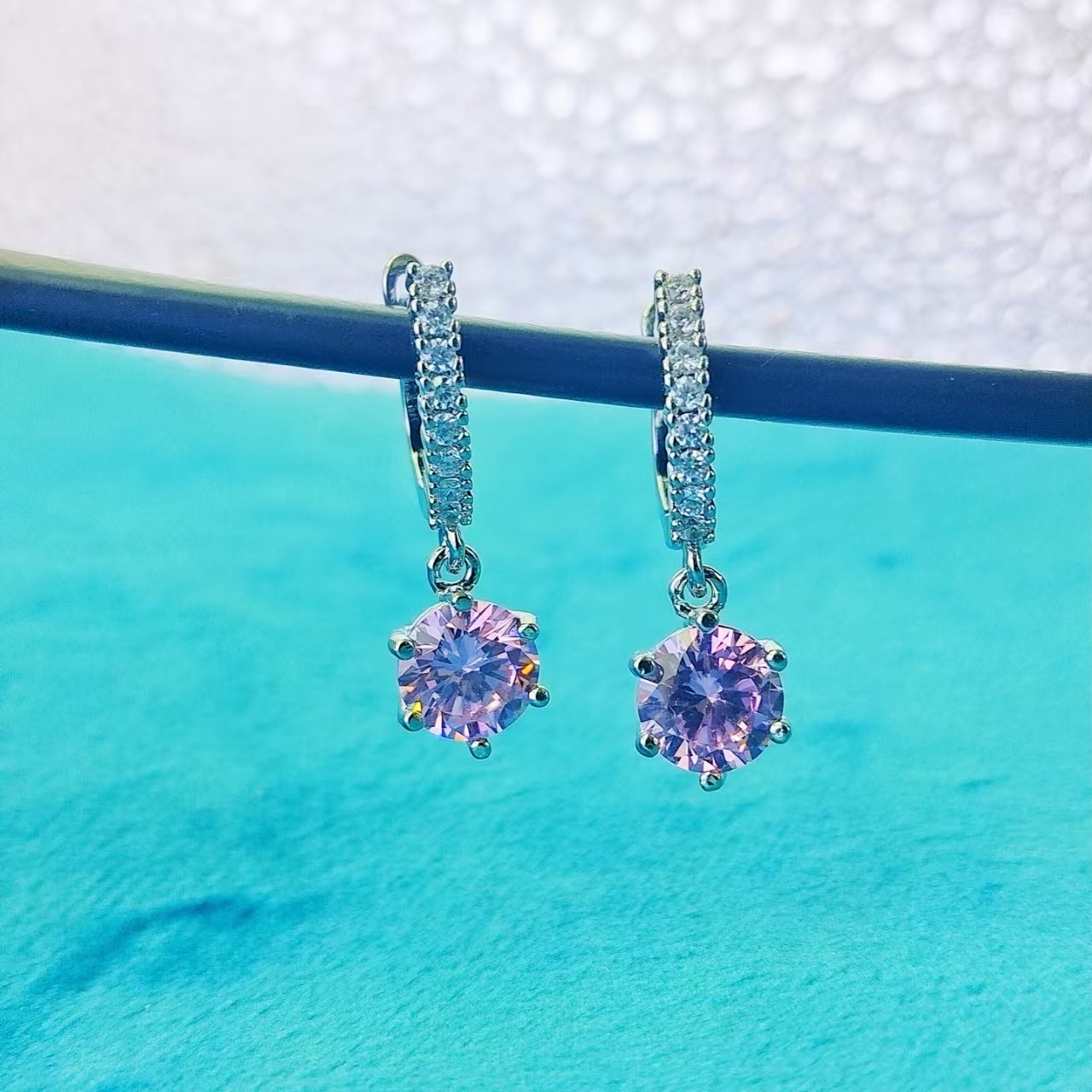Trendy Influencer Live Sale Jewelry Imitation One-Carat Diamond Earrings for Women Micro-Paved Six-Claw Fashion Zircon Drop Earrings