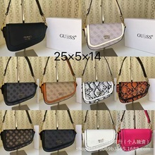 GS猜家外贸新款欧美复古潮流蛇纹印花老花马鞍腋下单肩斜挎包包
