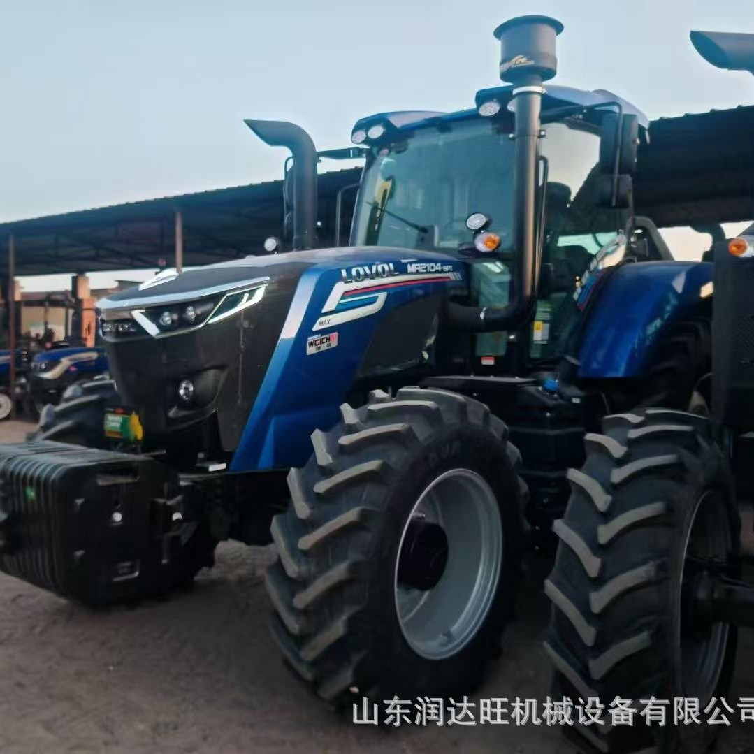 雷沃欧豹MR2104-6P1四驱拖拉机 电控提升 导航系统农用耕整拖拉机