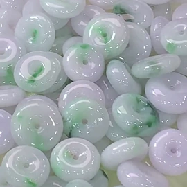 翡翠项饰;翡翠手饰;天然珍珠项饰