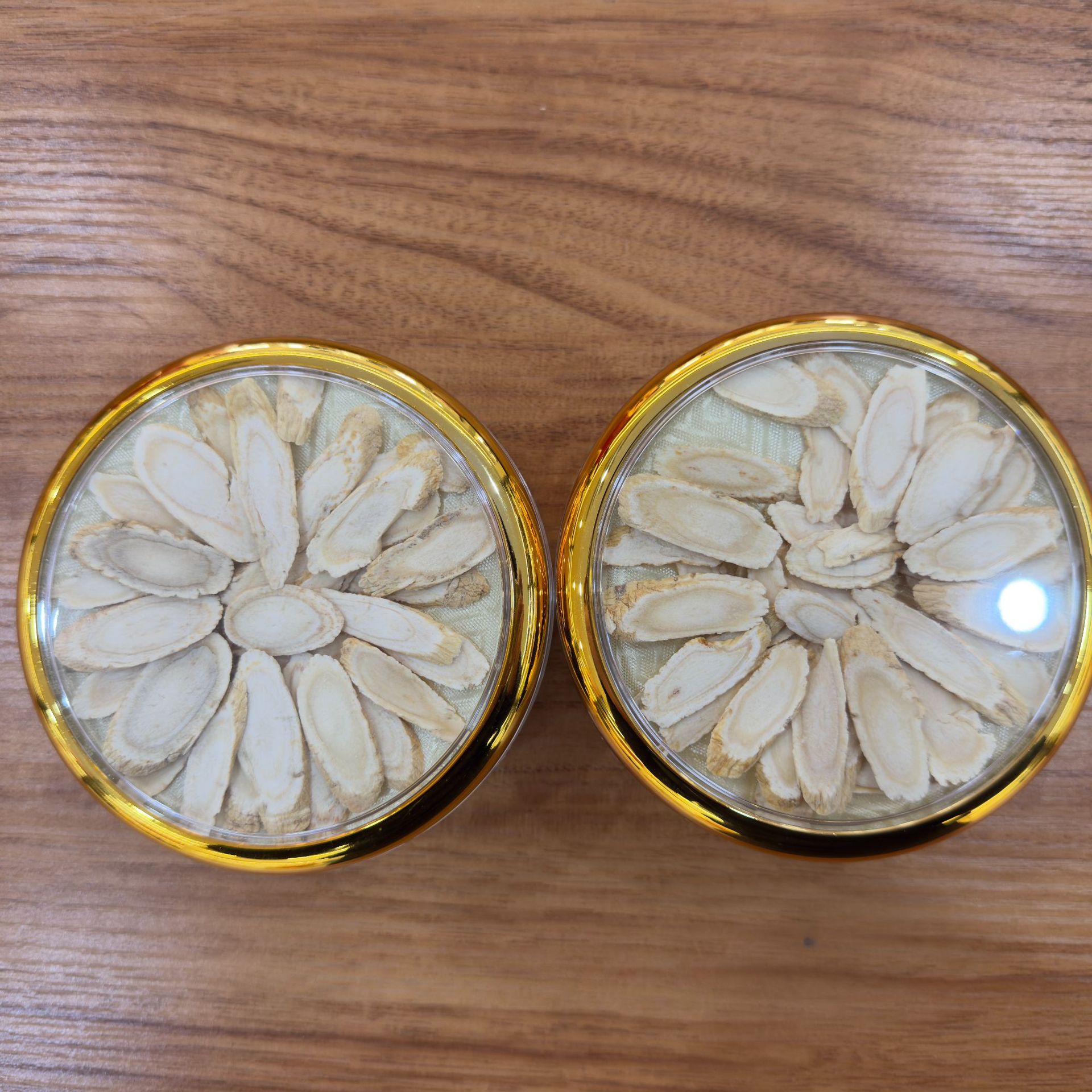Five Blessings Nourishing Gift Box Sanghuang Dendrobium American Ginseng Deer Antler and Ejiao 770g overview