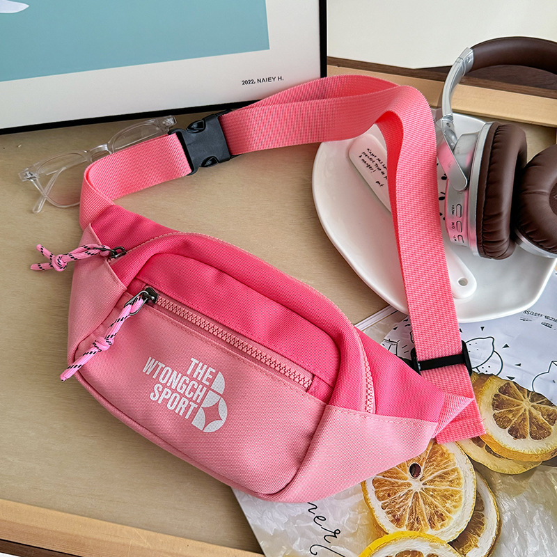 Bolso de pecho para niños y niñas de moda coreana, letras de estilo occidental, bolso de mensajero para niños de color de contraste de moda, nuevo bolso para niños de comercio exterior