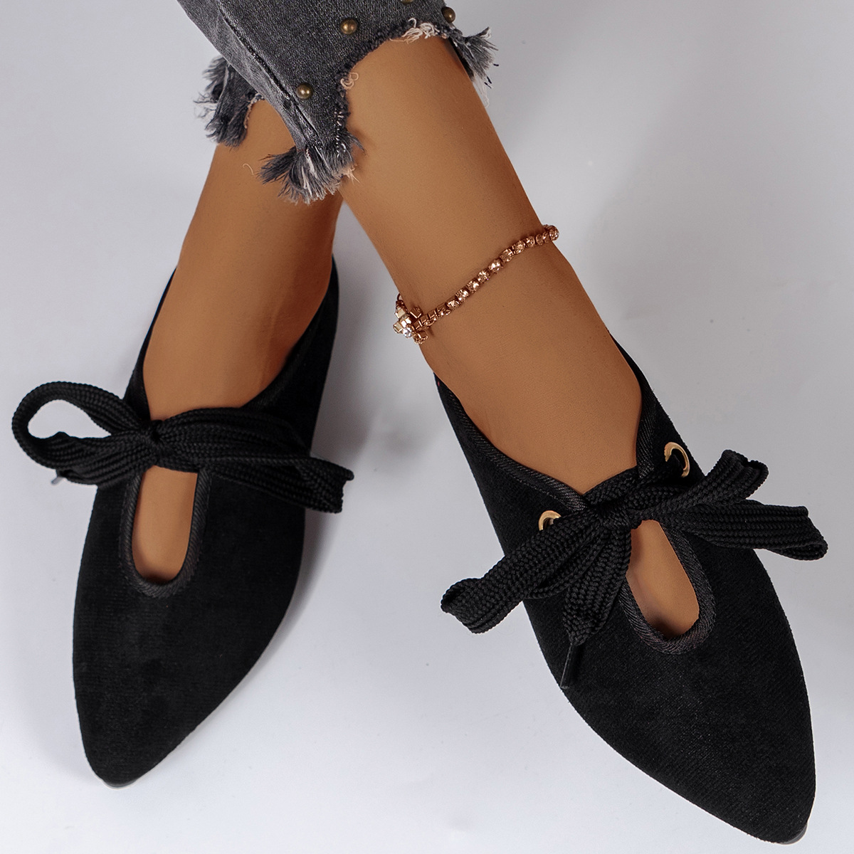 Foreign Trade Plus Size Low-Cut Single Shoes for Women 2021 Korean Style New Flat Casual Shoes Pointed Toe Lace-up Bowknot Bean Shoes