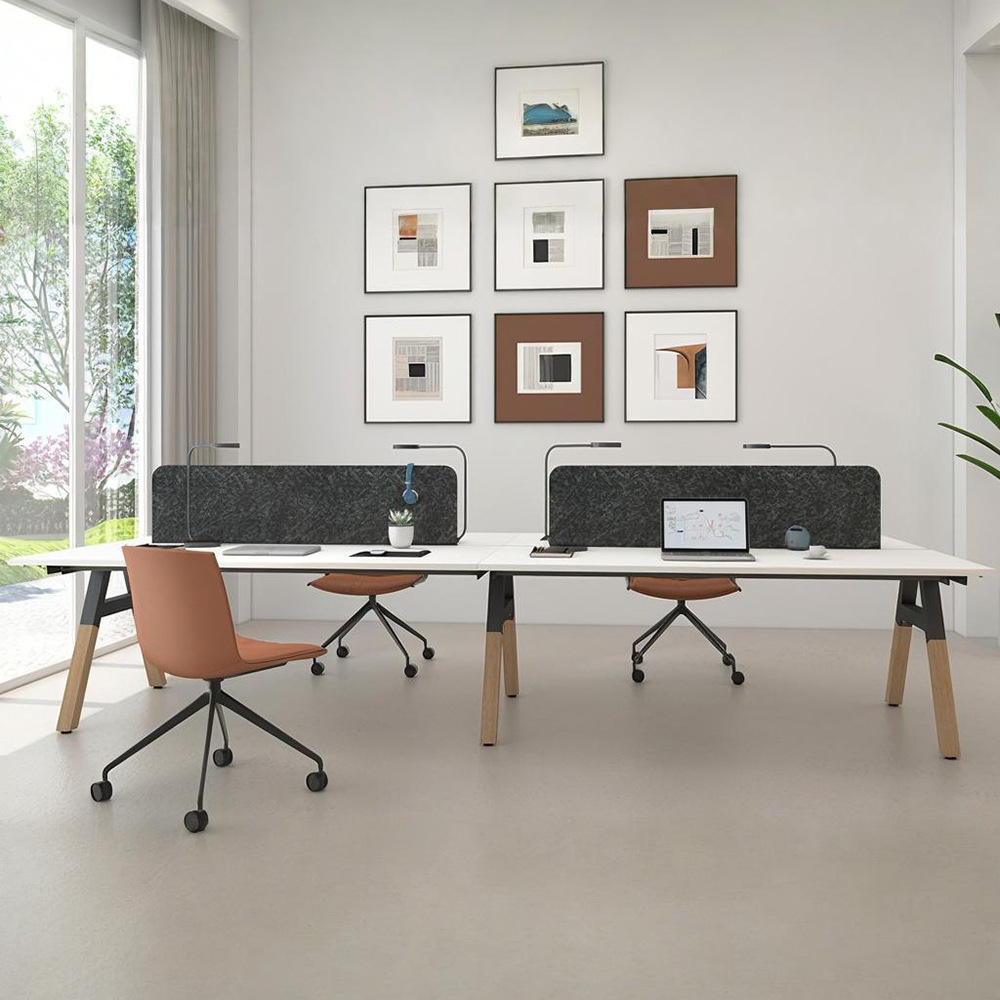 Mesa de personal en blanco y negro mesa de computadora de cuatro personas mesa de mesa de mesa mesa de mesa de conferencias muebles de oficina