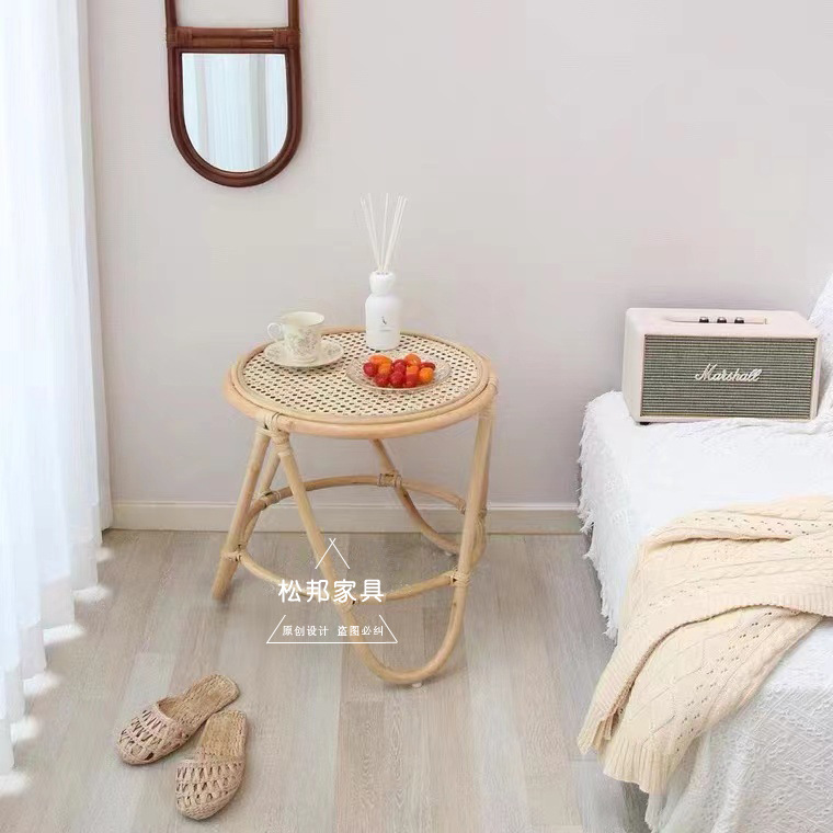 간단한 커피 테이블