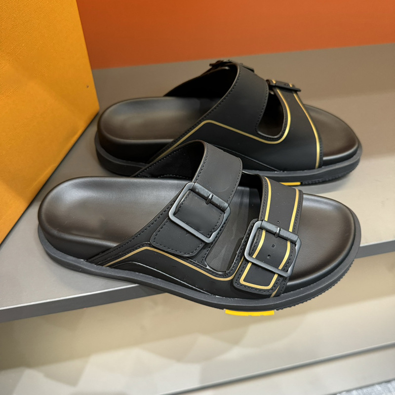 가죽 신발 사이즈에 따른 검정색과 노란색