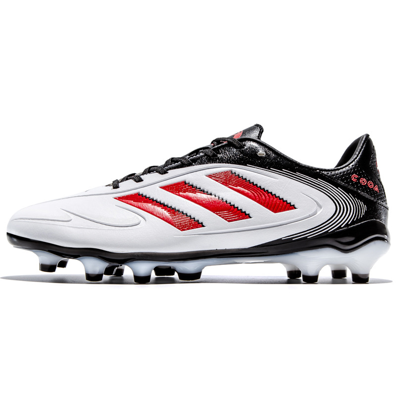 2025 zapatos de fútbol nuevos colores resistentes al desgaste hombres y mujeres clavos de hierba transfronterizos fábrica juvenil venta directa de un cabello