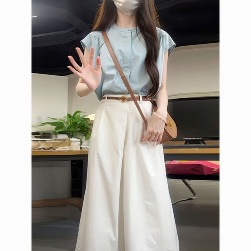 Summer shirt, age-reducing fashion, new temperament blue top, French casual high waist skirt, two-piece set