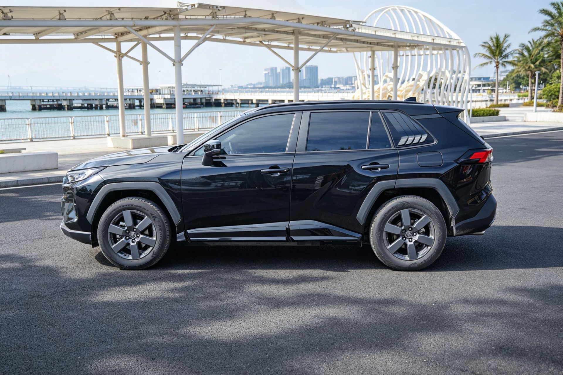 Suitable for 26 Models of Rav4, Rongfang, and Wildlander Modified Front Spoiler, Side Skirts, Rear Bumper, Roof Wing, Rear Diffuser, and Louvered Spoiler