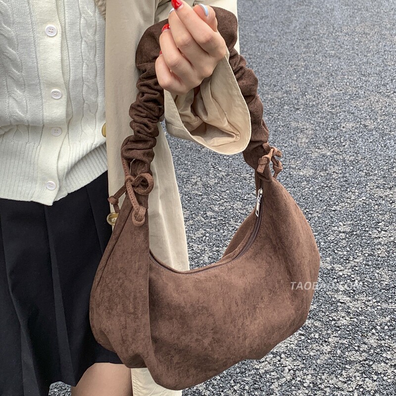 Casual Retro Suede Bag for Women 2025 New Lightweight Versatile Crossbody Bag Super Popular Niche Single Shoulder Armpit Bag