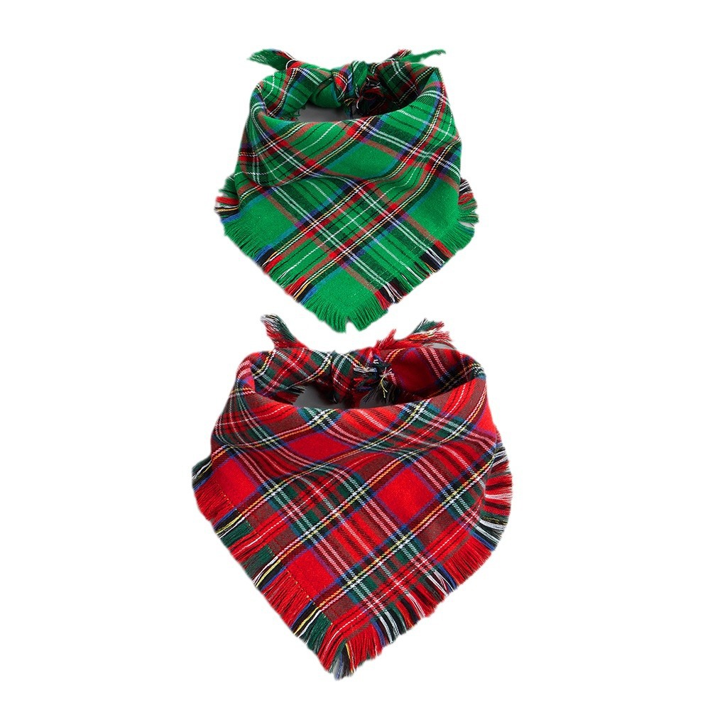 Tanpopo nuevo transfronterizo Plaid borla triángulo toalla para mascotas Toalla de triángulo de Navidad Toalla de saliva para mascotas bufanda