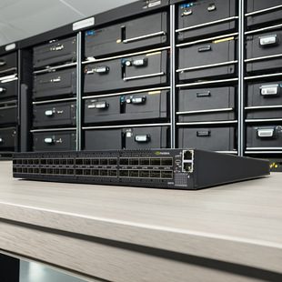 Mqm8700-Hs2R Quantum Hdr Infiniband Switch 40 Osfp56 Ports X86 Dual Core Standard