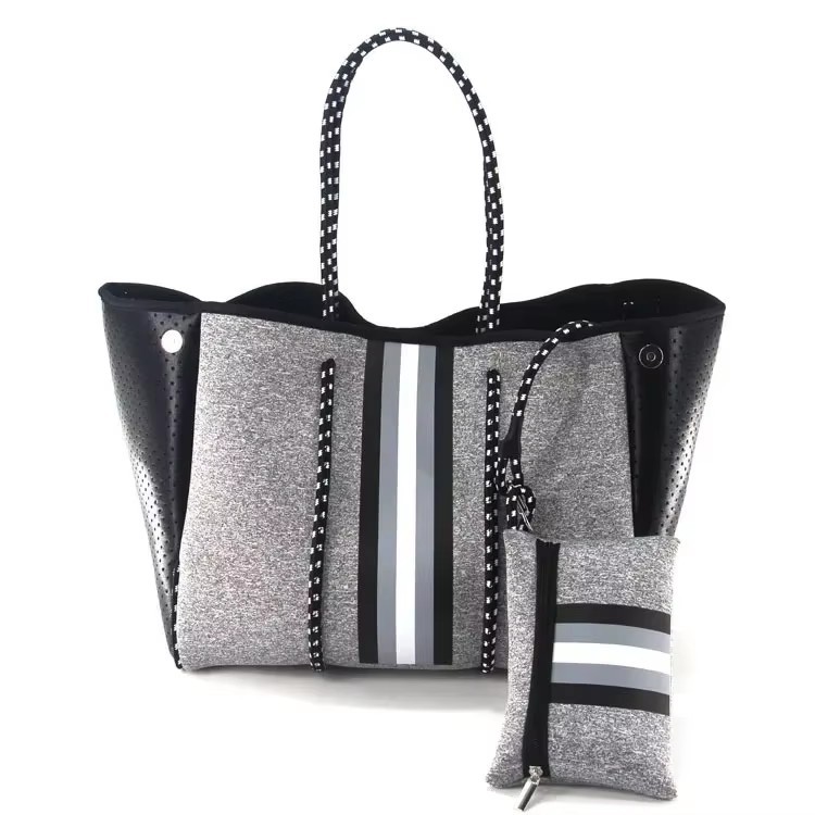 Waterproof Large Capacity Beach Bag For Women Shoulder Carry_voghion.com