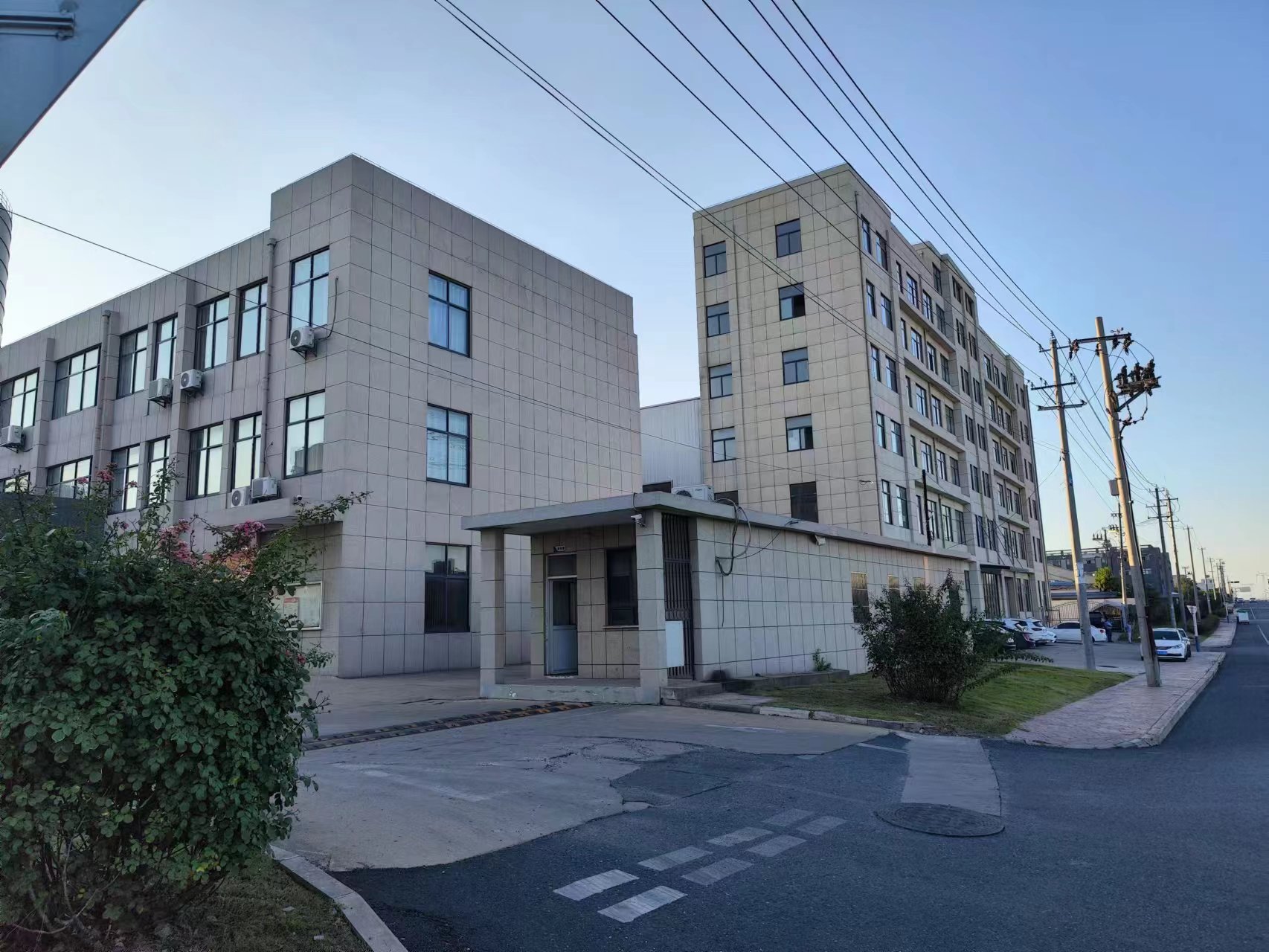 68c552f1537b54e8eb6aa66141521c