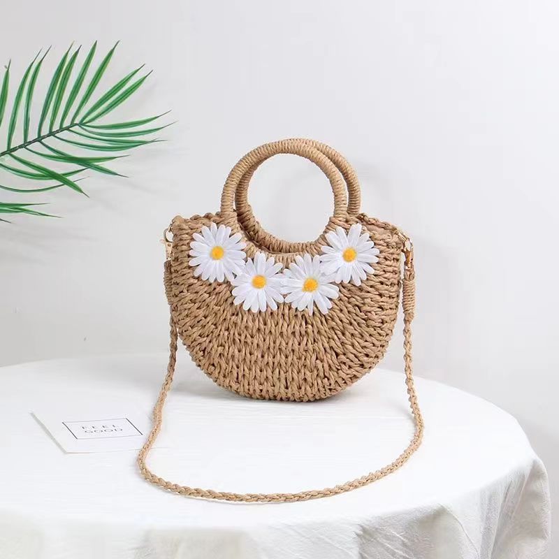 Women's Medium Straw Daisy Vacation Semicircle String Straw Bag display picture 6