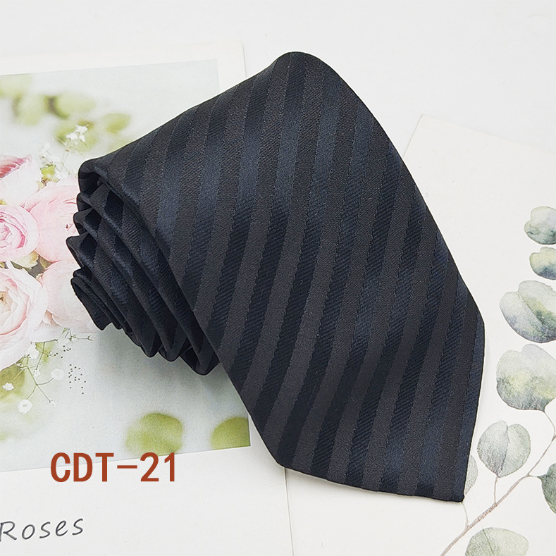 Punto al por mayor ropa formal para hombres corbata de negocios 8cm negro gris jacquard hilo de poliéster corbata a rayas estilo mano